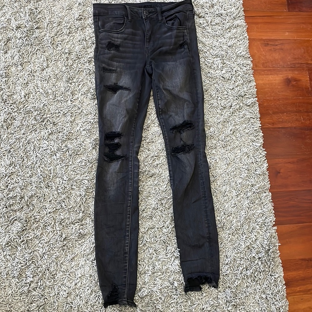 American Eagle Faded Black Ripped Jegging Size 8 X-Long